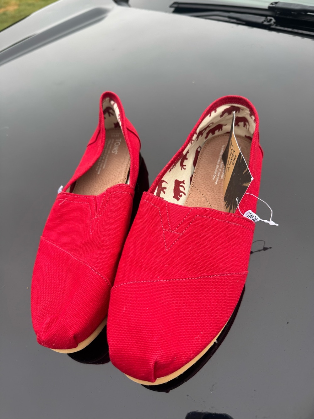 Toms Red Canvas Women's Slip-On Flats